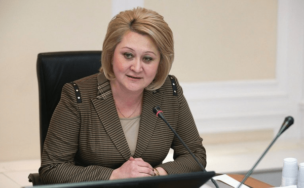 Сенатор от Башкирии предложила создать базу данных детей мигрантов Сенатор от Башкирии предложила создать базу данных детей мигрантов