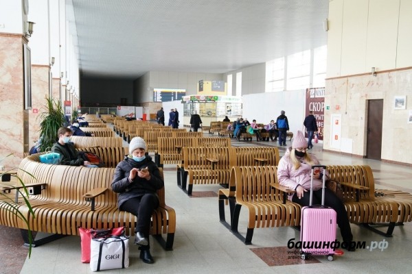 В Башкирии начал курсировать пригородный поезд «Орлан» от Уфы до Кумертау В Башкирии начал курсировать пригородный поезд «Орлан» от Уфы до Кумертау