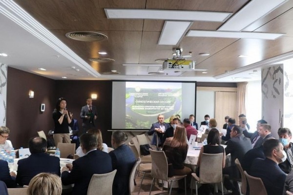 В Уфе специалисты по туризму проработали реализацию инициатив по развитию отрасли В Уфе специалисты по туризму проработали реализацию инициатив по развитию отрасли