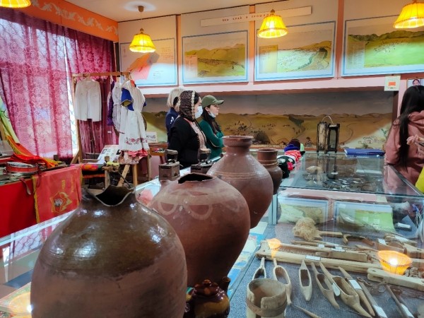 В Башкирии пенсионерка превратила свое хозяйство в туристическую достопримечательность В Башкирии пенсионерка превратила свое хозяйство в туристическую достопримечательность