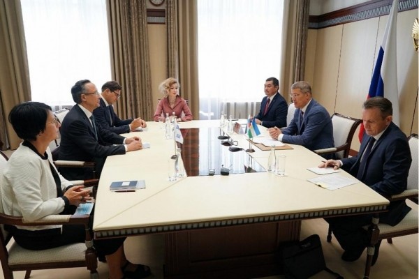 Радий Хабиров встретился с Верховным комиссаром ОБСЕ по делам национальных меньшинств  Радий Хабиров встретился с Верховным комиссаром ОБСЕ по делам национальных меньшинств