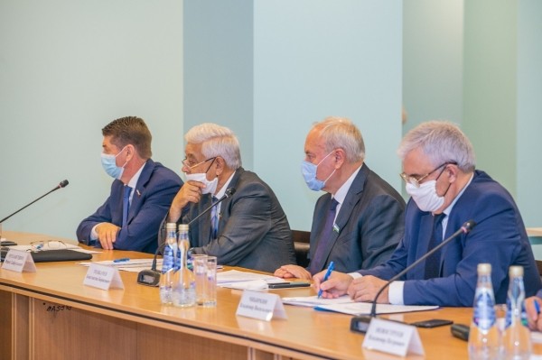 Парламентарии ПФО обсудили меры по развитию туризма в регионах 