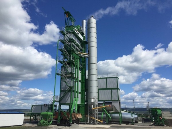 В Кигинском районе Башкирии в рекордные сроки построили асфальтобетонный завод