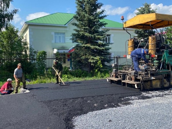 В Кигинском районе Башкирии в рекордные сроки построили асфальтобетонный завод
