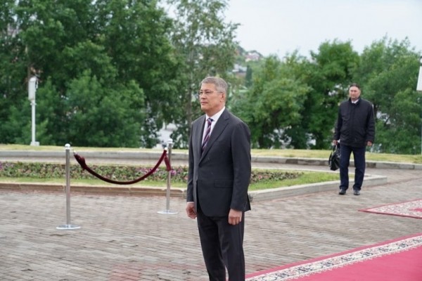 Радий Хабиров обратился к жителям Башкирии
Радий Хабиров обратился к жителям Башкирии