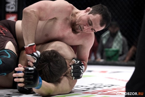 В Уфе состоялся турнир по смешанному боевому единоборству
  В Уфе состоялся турнир по смешанному боевому единоборству