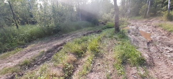 На водопаде Атыш туристы ездят на квадроциклах и разрушают окрестности 