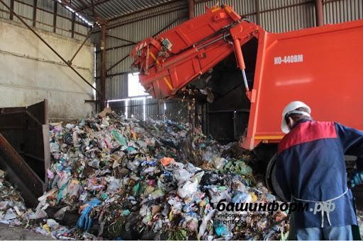 В Башкирии наступила инвестиционная фаза мусорной реформы: Андрей Назаров В Башкирии наступила инвестиционная фаза мусорной реформы: Андрей Назаров