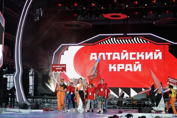 Радий Хабиров дал старт Нацфиналу WorldSkills Russia — 2021 в Уфе Радий Хабиров дал старт Нацфиналу WorldSkills Russia — 2021 в Уфе