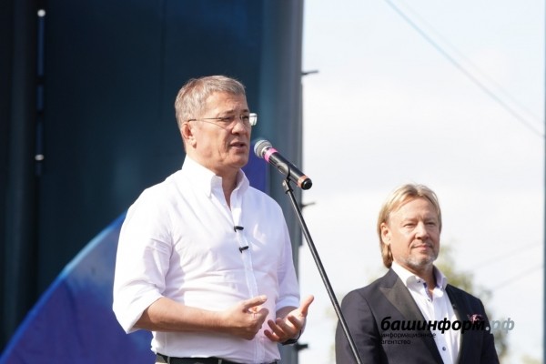 В Нефтекамске отметили День города В Нефтекамске отметили День города