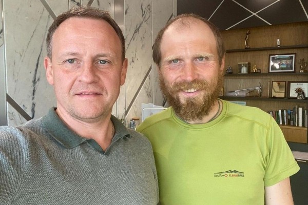 Александр Сидякин решил составить кампанию Олегу Чегодаеву в путешествиях по Уралу Александр Сидякин решил составить кампанию Олегу Чегодаеву в путешествиях по Уралу