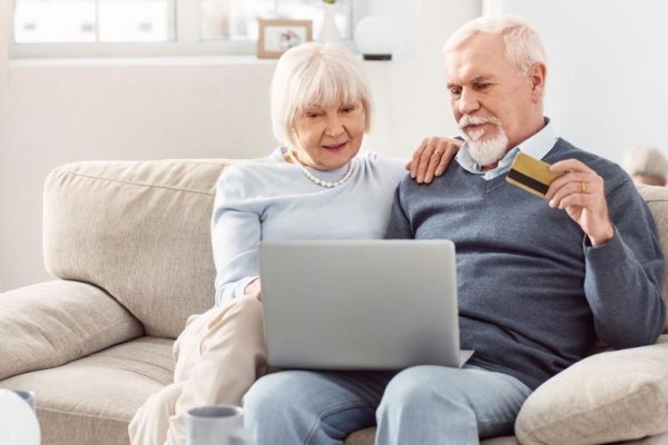 Россельхозбанк предлагает новый вклад для пенсионеров «Моё время» Россельхозбанк предлагает новый вклад для пенсионеров «Моё время»