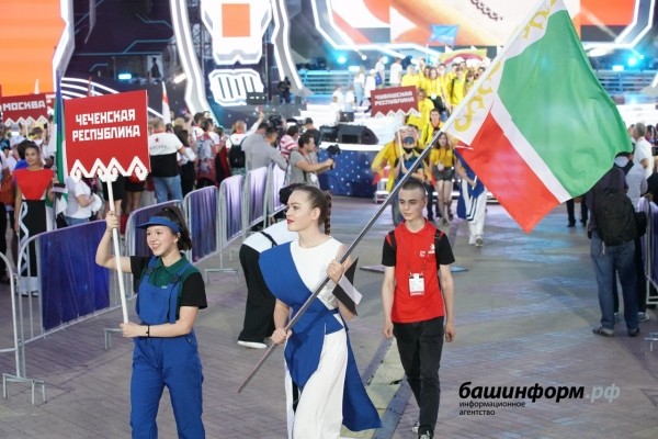 Радий Хабиров дал старт Нацфиналу WorldSkills Russia — 2021 в Уфе Радий Хабиров дал старт Нацфиналу WorldSkills Russia — 2021 в Уфе