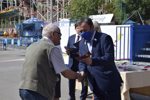 В Башкортостане «дети войны» начали получать единовременную выплату В Башкортостане «дети войны» начали получать единовременную выплату