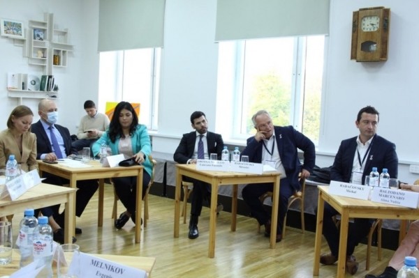 Иностранным делегатам рассказали, как устроено общественное наблюдение в Башкирии 