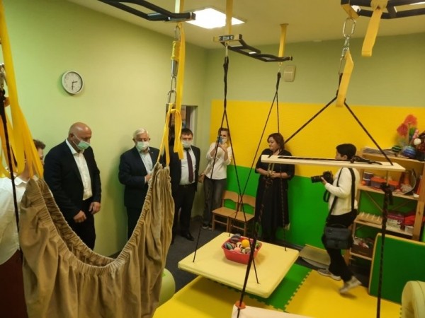 В Уфе открылась сенсорная комната для детей с особенностями развития В Уфе открылась сенсорная комната для детей с особенностями развития