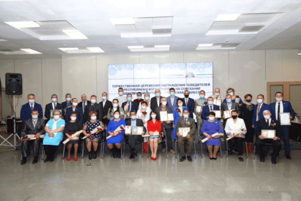 27 жителей Башкирии получили награду «Отцовская доблесть» 