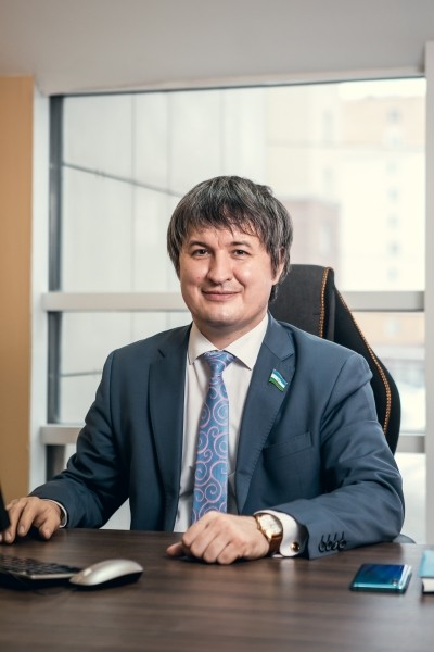 Кандидат в депутаты ГД Алексей Нилов предложил своим оппонентам отозвать кандидатуры в его пользу 