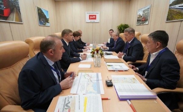 Стала известна стоимость строительства железной дороги из Уфы в аэропорт Стала известна стоимость строительства железной дороги из Уфы в аэропорт