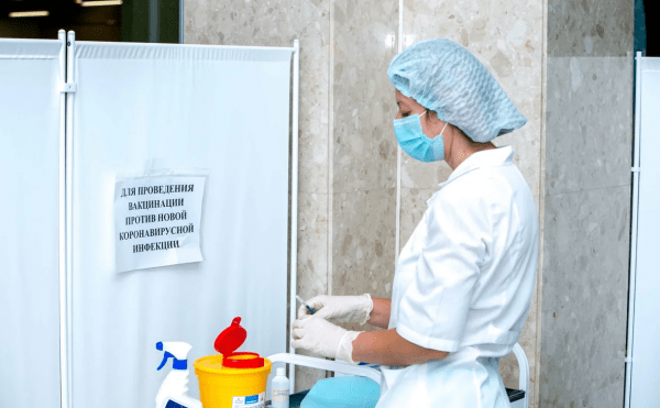 В Башкирии ввели обязательную вакцинацию еще в ряде отраслей В Башкирии ввели обязательную вакцинацию еще в ряде отраслей