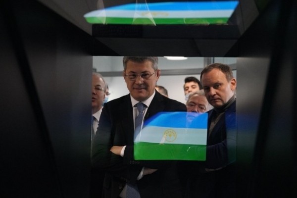 «Ты должен идти и эту ношу тащить»: Хабиров о назначении Сидякина на должность руководителя ЦИК ЕР «Ты должен идти и эту ношу тащить»: Хабиров о назначении Сидякина на должность руководителя ЦИК ЕР