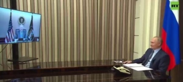 Завершилась онлайн-встреча Владимира Путина и Джо Байдена 