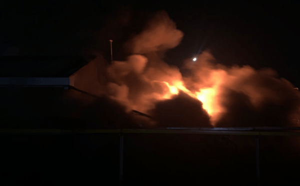 В Башкирии вспыхнул пожар на заводе по производству нефтепродуктов В Башкирии вспыхнул пожар на заводе по производству нефтепродуктов