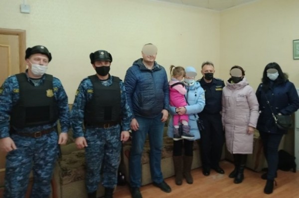 В Башкирии женщине вернули утерянную дочь 