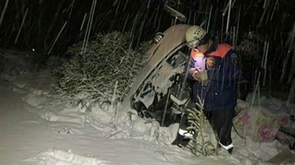 В Башкирии разбился частный вертолет, погибли два человека В Башкирии разбился частный вертолет, погибли два человека
