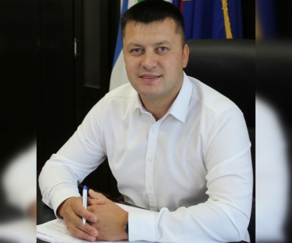 Депутаты Горсовета утвердили Ратмира Мавлиева на должность и.о. мэра Уфы Депутаты Горсовета утвердили Ратмира Мавлиева на должность и.о. мэра Уфы