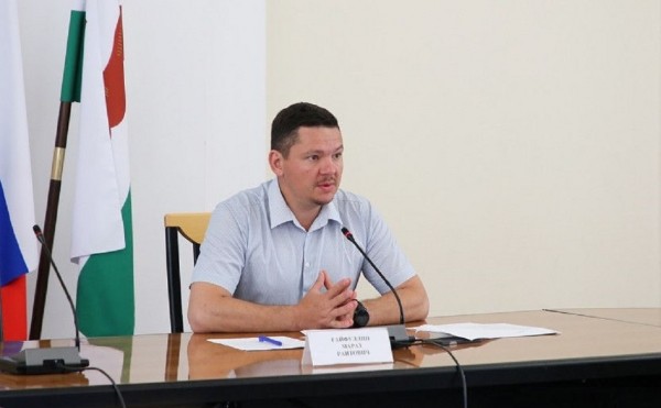 Марат Гайфуллин покинул пост первого вице-мэра Уфы Марат Гайфуллин покинул пост первого вице-мэра Уфы