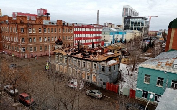 
                    Дома усадьбы Бухартовских в Уфе выставили на торги за один рубль
                    
                