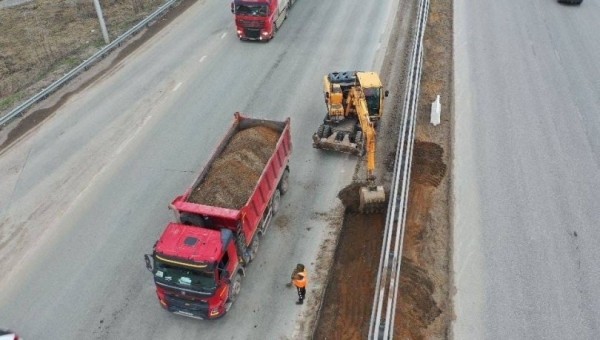 В Уфе приступили к ремонту Затонского шоссе В Уфе приступили к ремонту Затонского шоссе