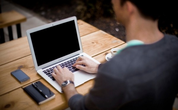 
                    Доступ семей в Башкирии к интернету вырос на 17% за пять лет

                