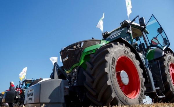 
                    Фермерам в Башкирии одобрили льготные кредиты на 2 млрд рублей

                