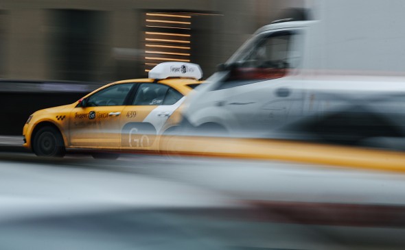 
                    «Яндекс» компенсирует простой водителям и курьерам Башкирии из-за сбоя

                