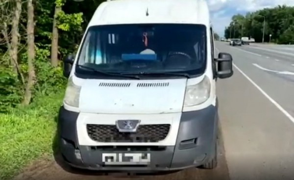 В Башкирии задержали пьяного водителя, перевозившего 18 пассажиров  В Башкирии задержали пьяного водителя, перевозившего 18 пассажиров