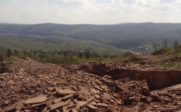 Глава Башкирии предложил ввести мораторий на добычу золота
                 
                    Глава Башкирии предложил ввести мораторий на добычу золота