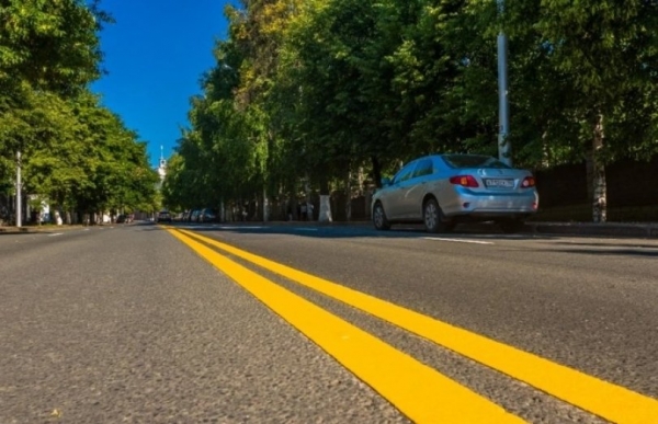 В Уфе нанесли новую желтую разметку на 31 улице В Уфе нанесли новую желтую разметку на 31 улице