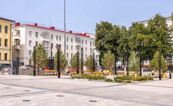 
                    Еще два здания на Советской площади в Уфе отнесли к культурному наследию

                