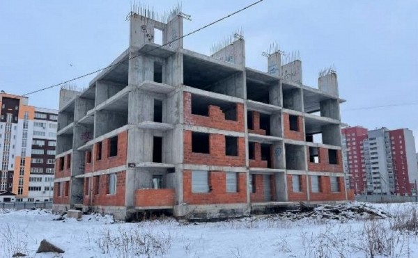 
                    Участок с долгостроем ЕТЗК в Башкирии ушел с торгов за 30 млн рублей

                