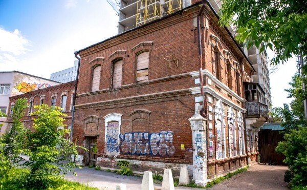 Дом усадьбы Степановых-Зориных в Уфе продали за 12 млн рублей
Дом усадьбы Степановых-Зориных в Уфе продали за 12 млн рублей