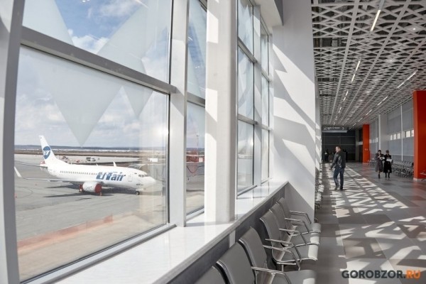 Из-за больного пассажира самолет из Москвы экстренно запросил посадку в Уфе  Из-за больного пассажира самолет из Москвы экстренно запросил посадку в Уфе