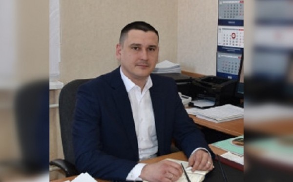 Замглавы района в Башкирии поймали на взятке от предпринимателя
Замглавы района в Башкирии поймали на взятке от предпринимателя