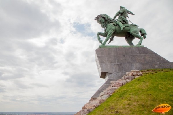 Празднование 450-летия Уфы может пройти без памятника Салавату Юлаеву 