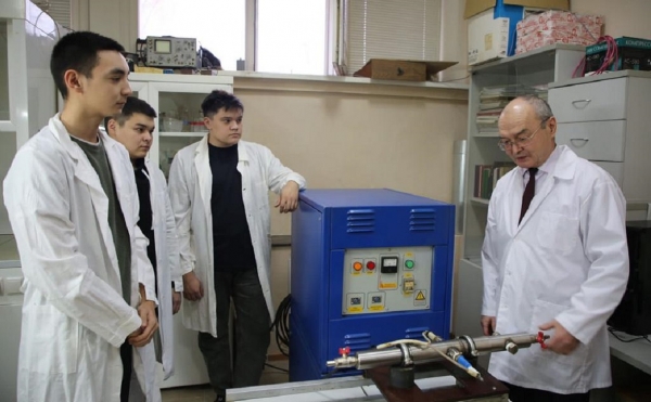 Ученые в Башкирии разработали новую систему очистки сточных вод от фенола
                 
                    Ученые в Башкирии разработали новую систему очистки сточных вод от фенола