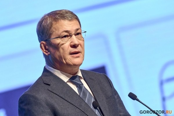 Радий Хабиров наградил главу Госкомитета РБ по ЧС орденом Шаймуратова Радий Хабиров наградил главу Госкомитета РБ по ЧС орденом Шаймуратова