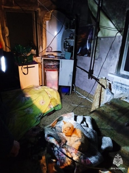 В Башкирии при пожаре погибла женщина  В Башкирии при пожаре погибла женщина