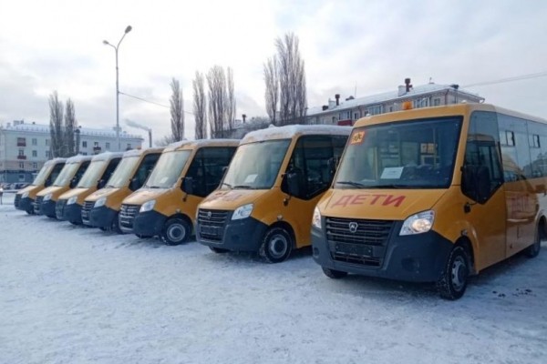 Школы Башкирии получили 56 новых автобусов Школы Башкирии получили 56 новых автобусов