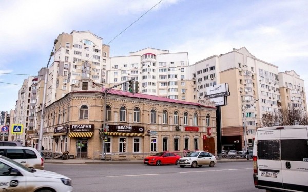 Суд в Уфе удовлетворил иск к «Фармленду» о сохранении дома Капкаева
                 
                    Суд в Уфе удовлетворил иск к «Фармленду» о сохранении дома Капкаева